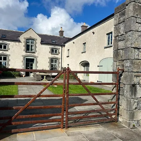 아파트 Stables With Wood-fired Sauna