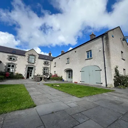아파트 Stables With Wood-fired Sauna *