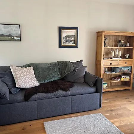 Stables With Wood-fired Sauna 아파트 스트랜드힐